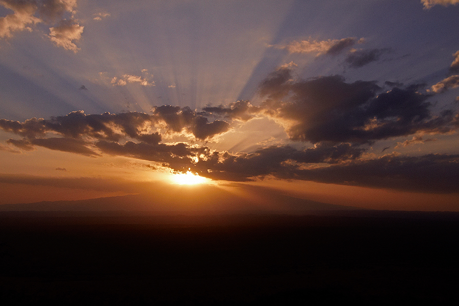 Sonnenuntergang am Kilimanjaro